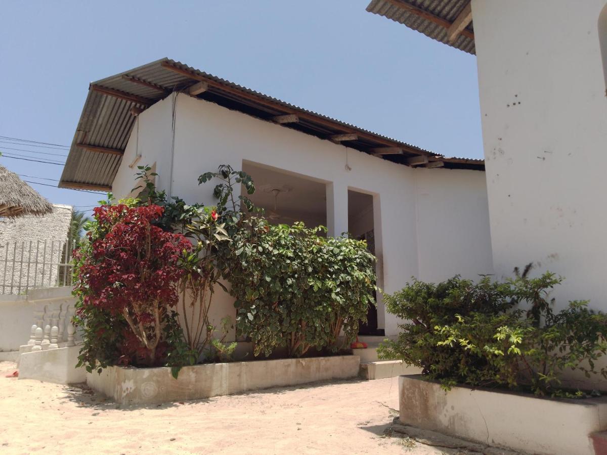 H & H Bungalows Nungwi Exterior foto