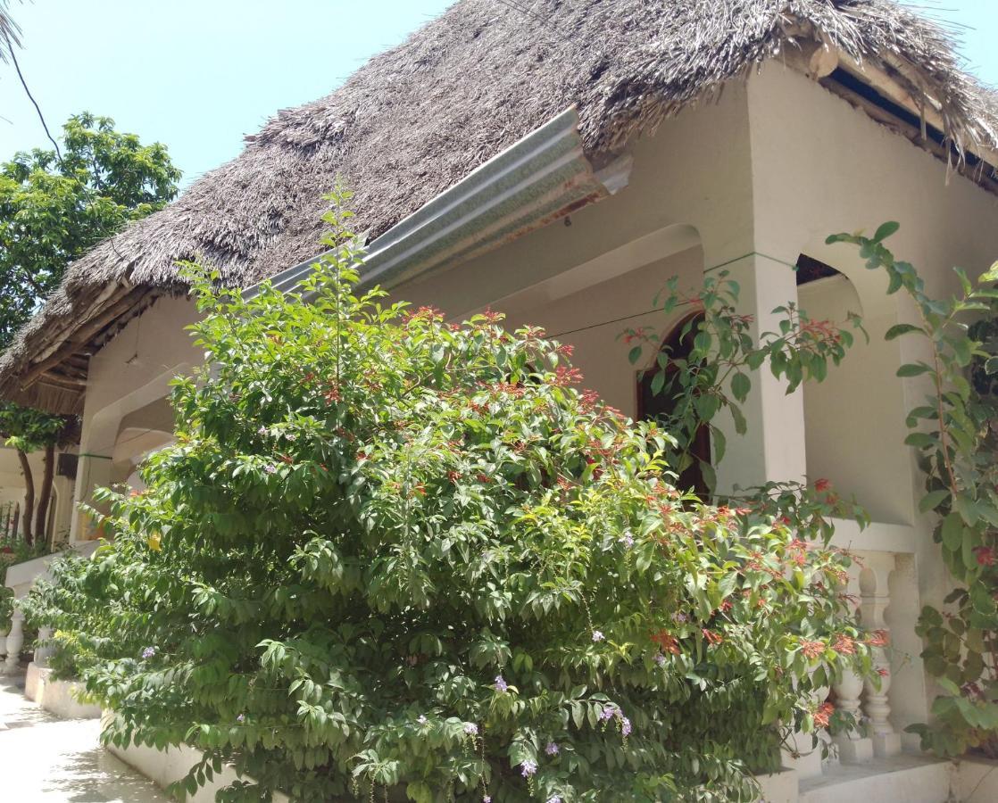 H & H Bungalows Nungwi Exterior foto